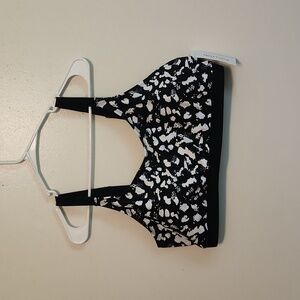 Plus Size Black&White Square Neck Bikini Top